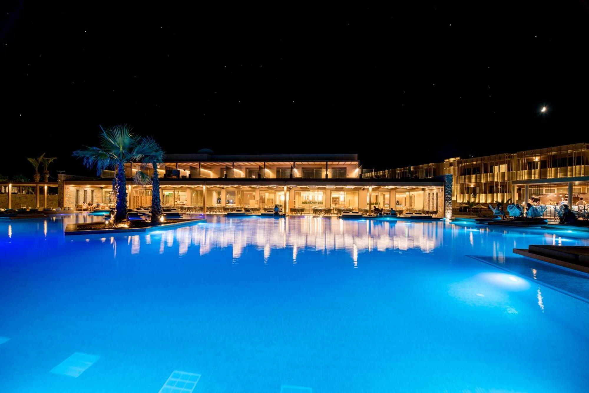Senseana Sea Side Resort & Aquadventure Аналипси Екстериор снимка