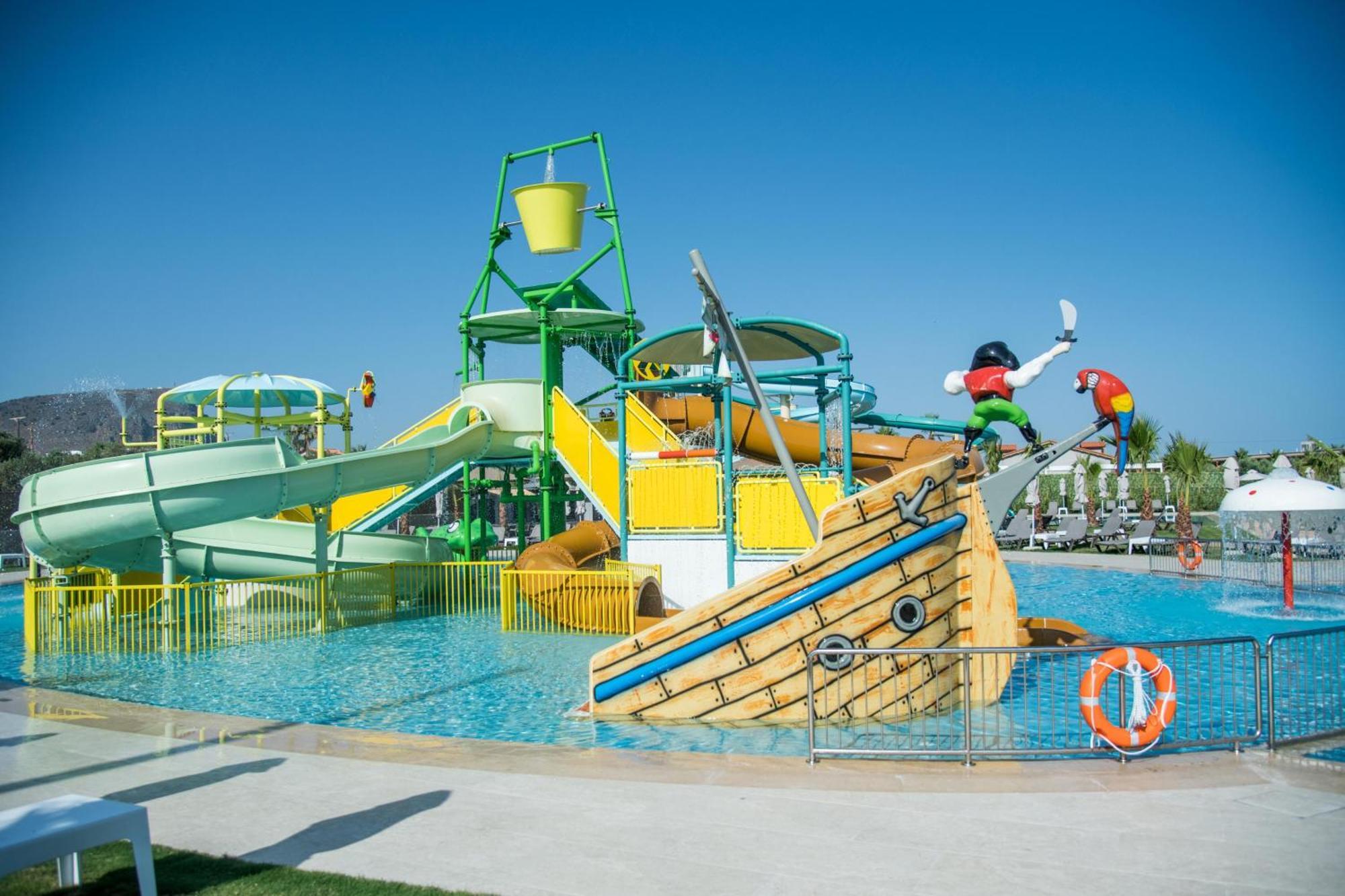 Senseana Sea Side Resort & Aquadventure Аналипси Екстериор снимка