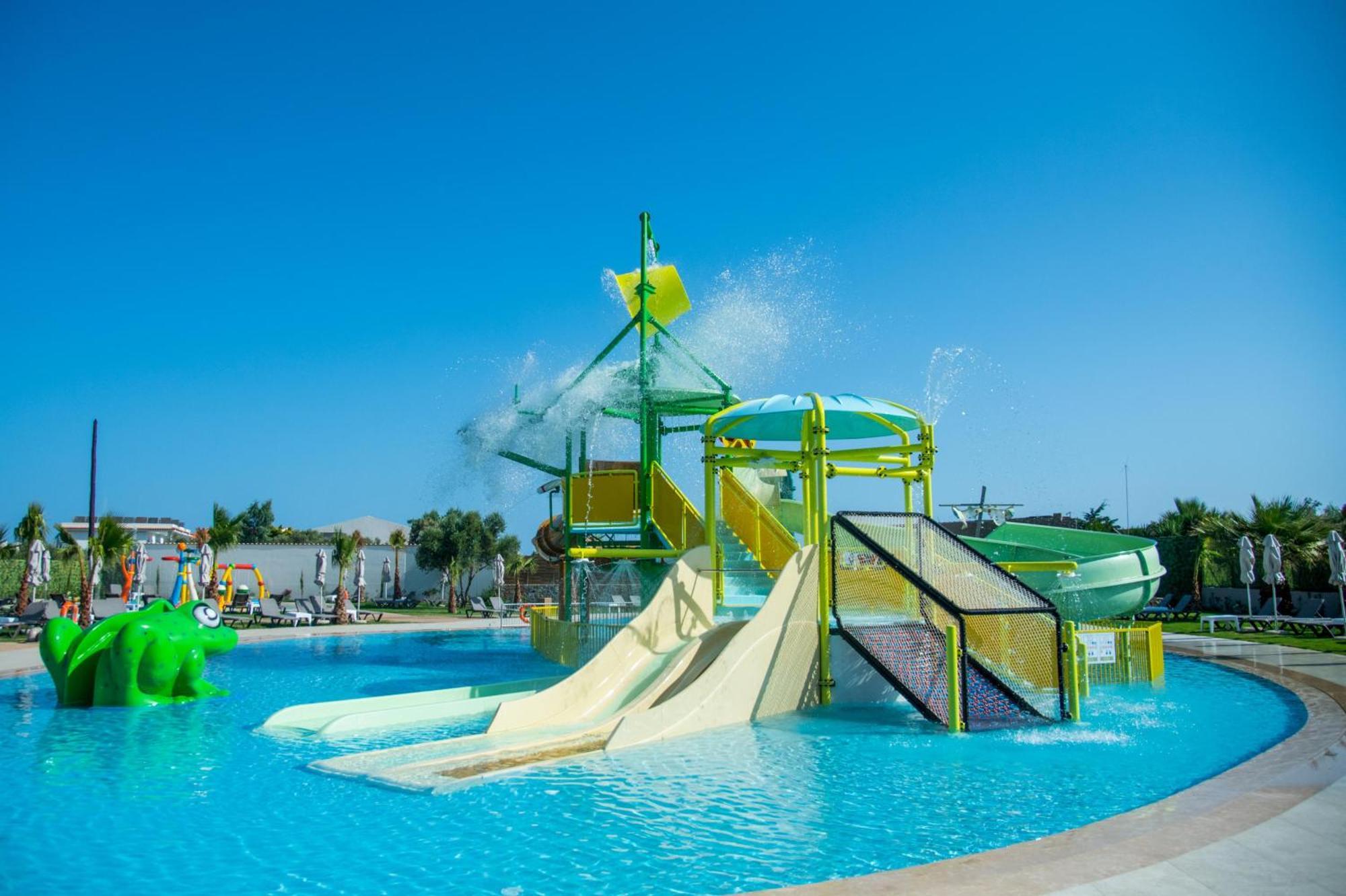 Senseana Sea Side Resort & Aquadventure Аналипси Екстериор снимка